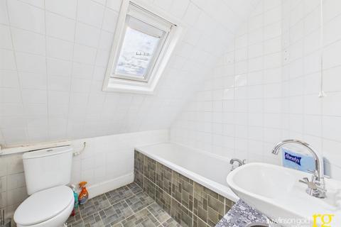 undefined, Pinner View, Harrow