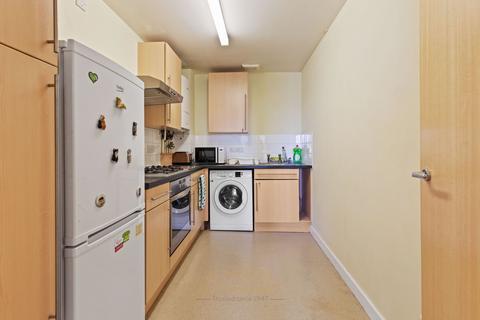 undefined, Lumley Road, Horley RH6