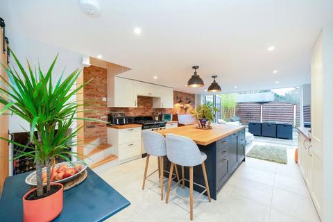 4 bedroom detached house for sale, East Lane, Abbots Langley WD5