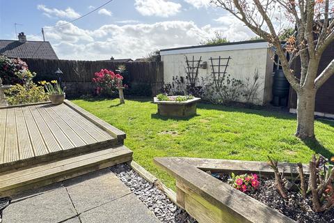 8 Meadow Park, Trewoon, St Austell, PL25 5SR