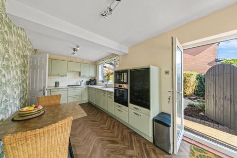 9 Bowden Close, Culcheth, Warrington, WA3 4LG