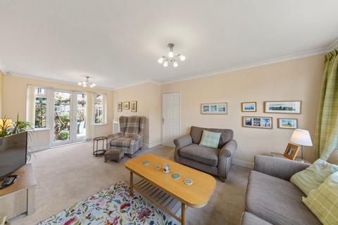 9 Bowden Close, Culcheth, Warrington, WA3 4LG