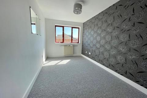 2 bedroom flat to rent, Henry Bird Way, Southbridge, Northampton, NN4