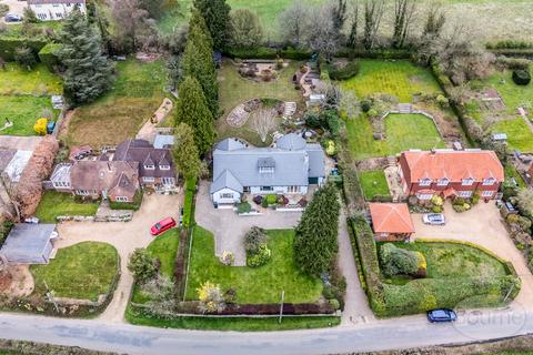 3 bedroom bungalow for sale, Gascoigne Lane, Ropley, Alresford, Hampshire, SO24