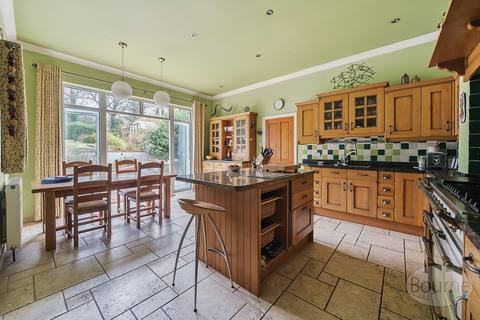 3 bedroom bungalow for sale, Gascoigne Lane, Ropley, Alresford, Hampshire, SO24