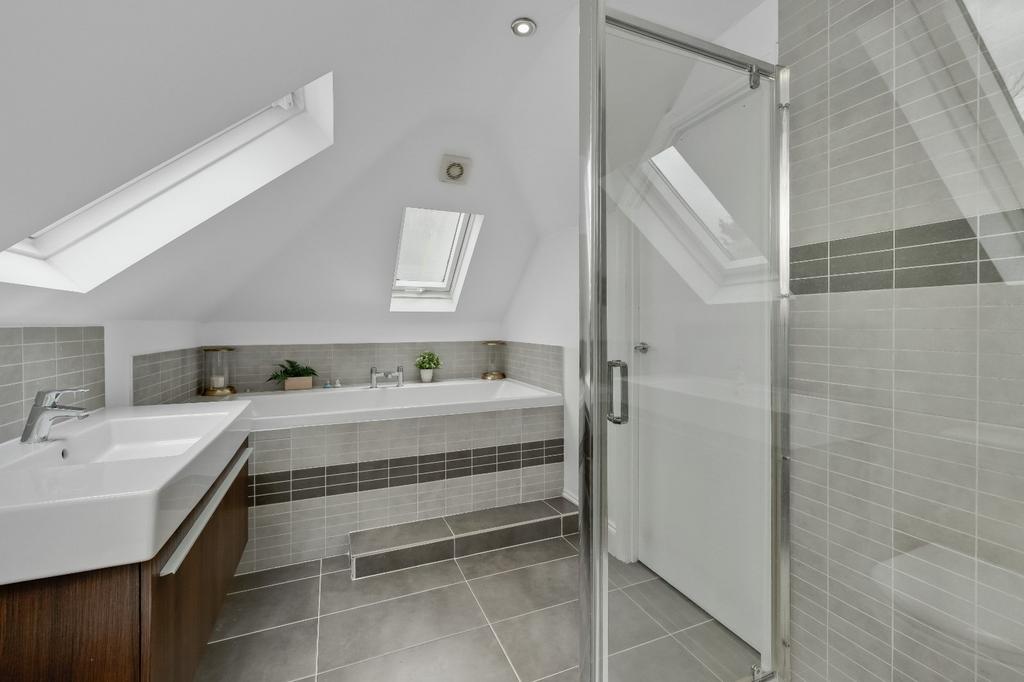 Second En Suite
