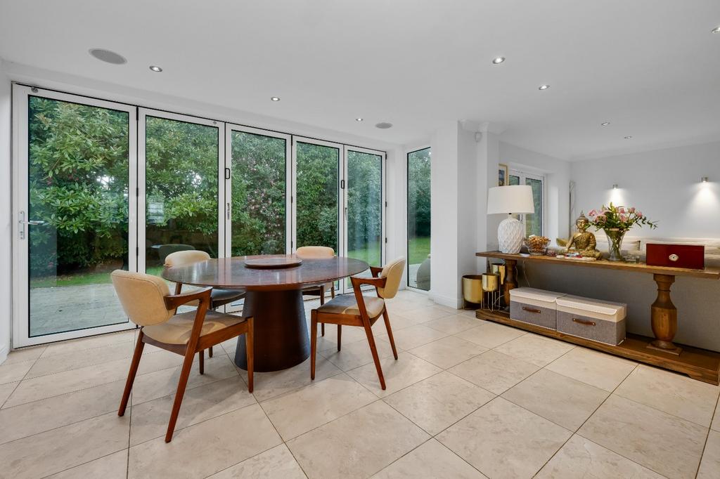 Dining/Family Room