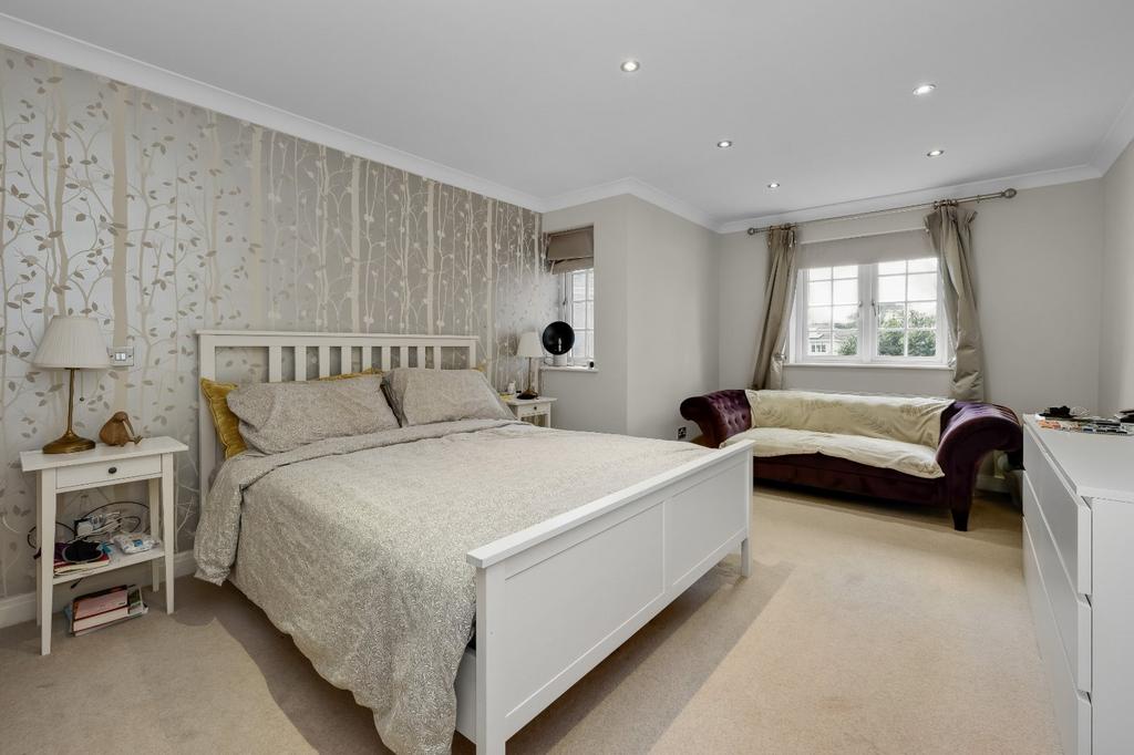 Main Bedroom