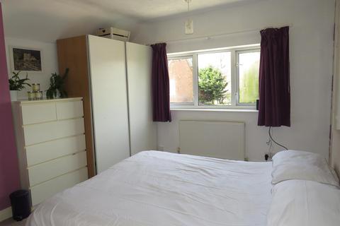 11 Alcott Grove, Birmingham, B33 0EY