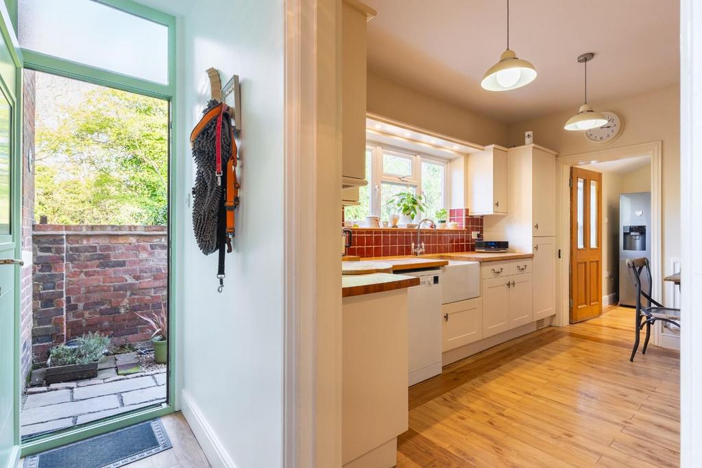 Kitchen-1.jpg