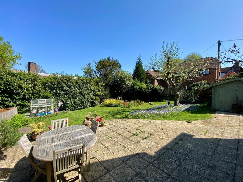 29th April 2025 - Garden
