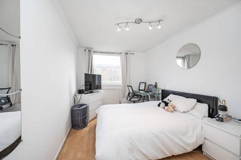2 bedroom maisonette for sale, Cable Street, Wapping, London, E1W