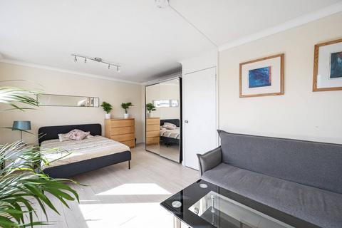 2 bedroom maisonette for sale, Cable Street, Wapping, London, E1W