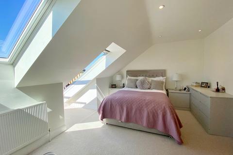 undefined, Roestock Lane, Colney Heath, AL4