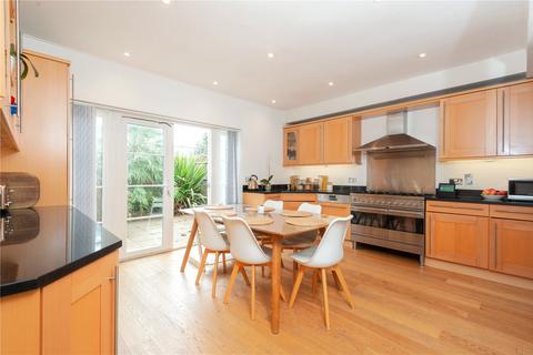24 First Cross Road, Twickenham, TW2 5QA