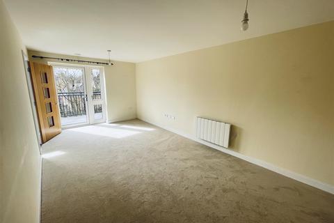 2 bedroom retirement property for sale, Hart Close, Salisbury SP2