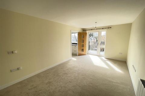 2 bedroom retirement property for sale, Hart Close, Salisbury SP2