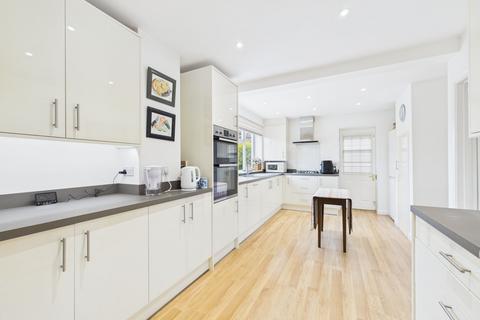 11 Bradden Way, Greens Norton, Towcester, NN12 8BY
