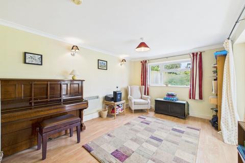 11 Bradden Way, Greens Norton, Towcester, NN12 8BY