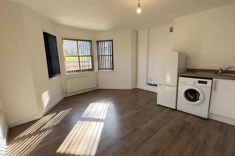1 bedroom apartment to rent, Hawthorne Road, Bootle