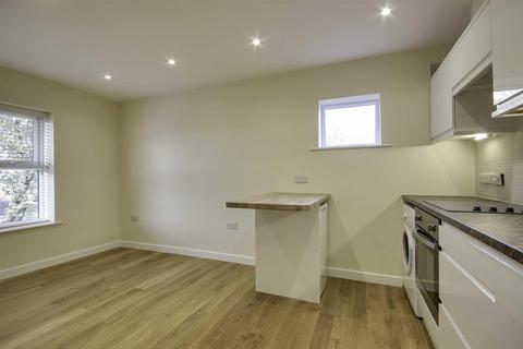 1 bedroom flat to rent, Redworth Court, Upper Accommodation Road, Leeds