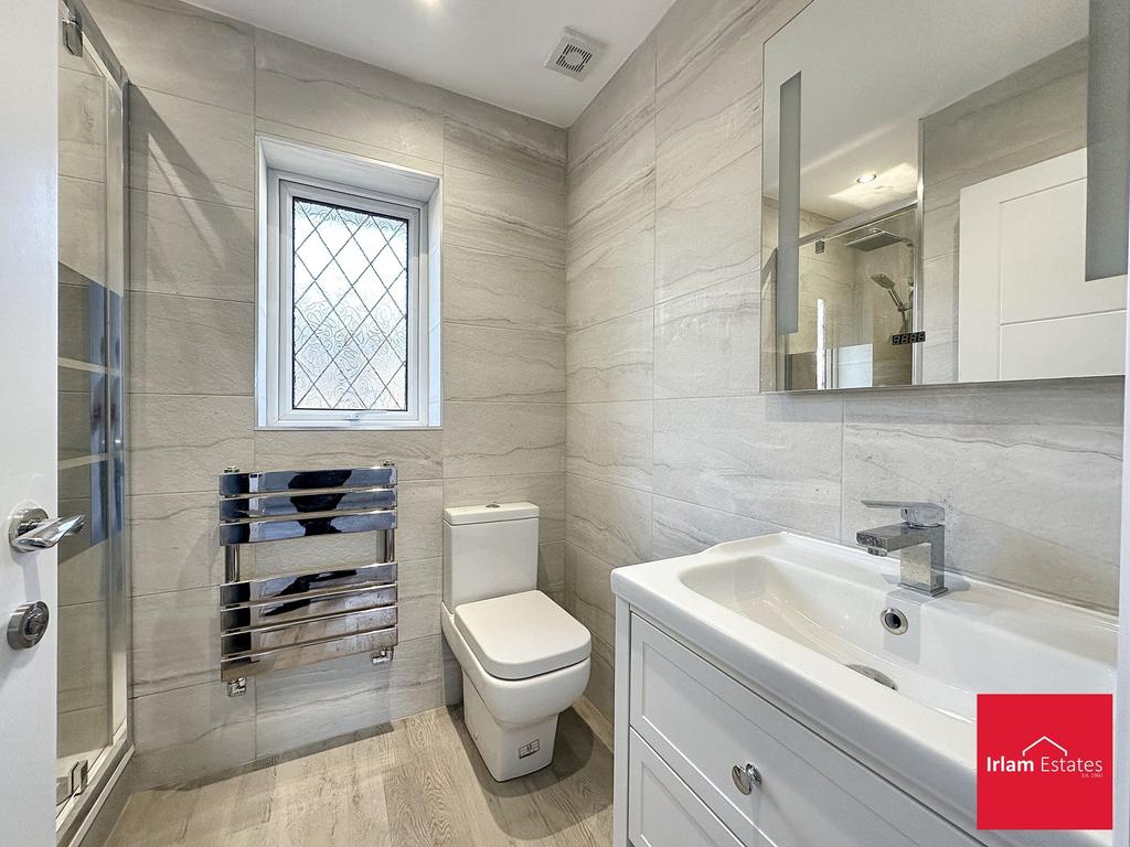 Ensuite
