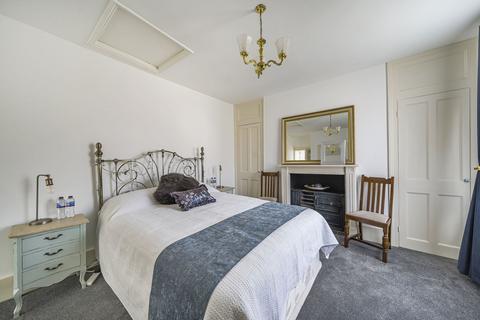 365 Hackney Road, London, E2 8PR