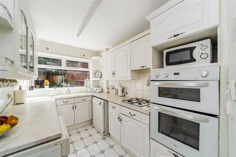 4 bedroom townhouse for sale, Hungerdown, London E4