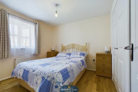 8 Blanchfort Close, Coventry, CV4 9GX