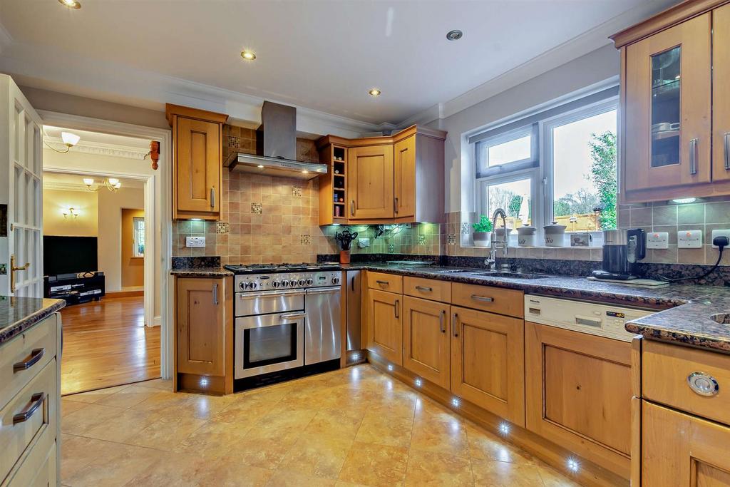 8641090-interior25-800.jpg