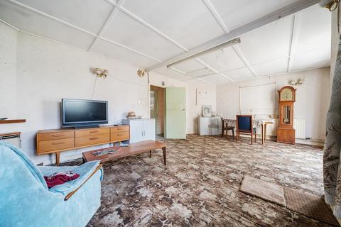 3 bedroom detached bungalow for sale, Moorland Road,  Witney,  OX28