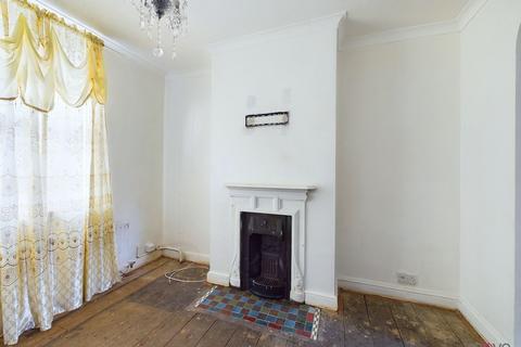113 Tredworth Road, Gloucester, GL1 4QU
