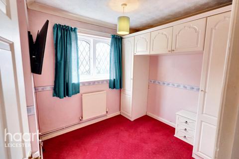 3 bedroom detached bungalow for sale, Lindum Close, Leicester