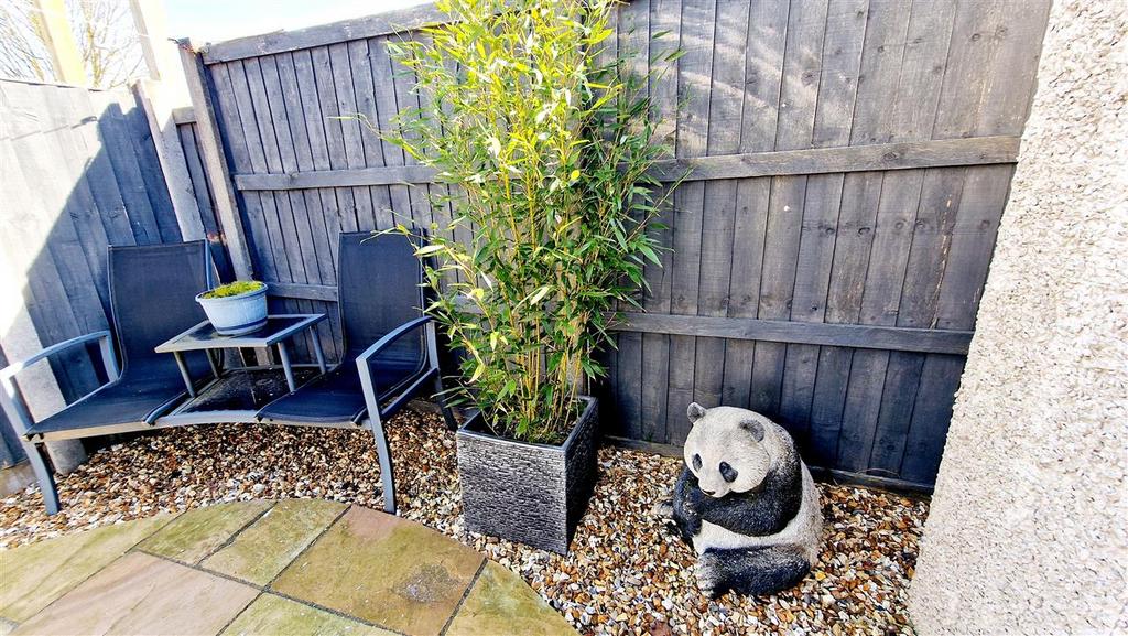 Garden bench