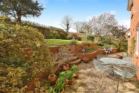 2 Eager Way, Exminster, Exeter, EX6 8TJ