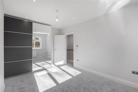 60 Oxhawth Crescent, Bromley, BR2 8BL