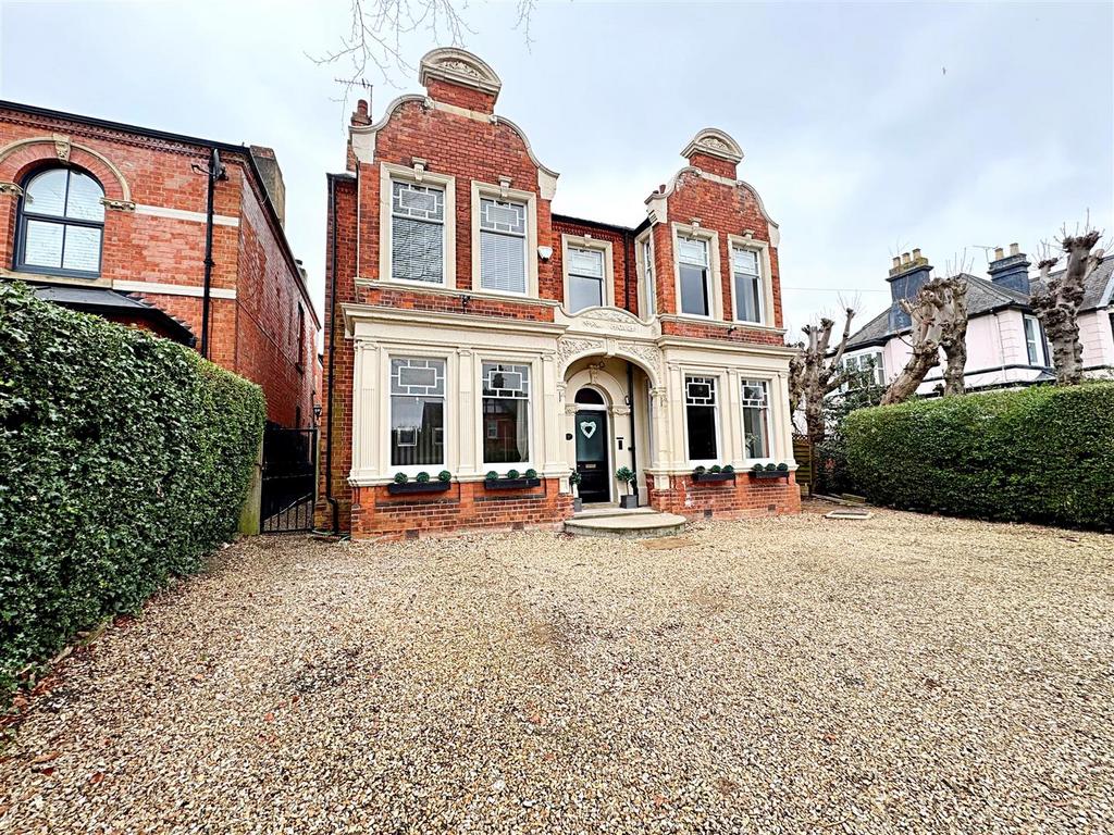 NEW FRONT OF PROPERTY.jpg