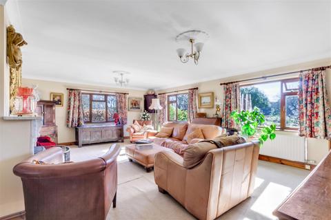 undefined, Mill Bank, Fladbury, Pershore