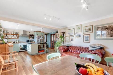 undefined, Mill Bank, Fladbury, Pershore