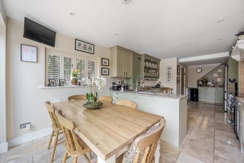undefined, White Waltham,  Berkshire,  SL6