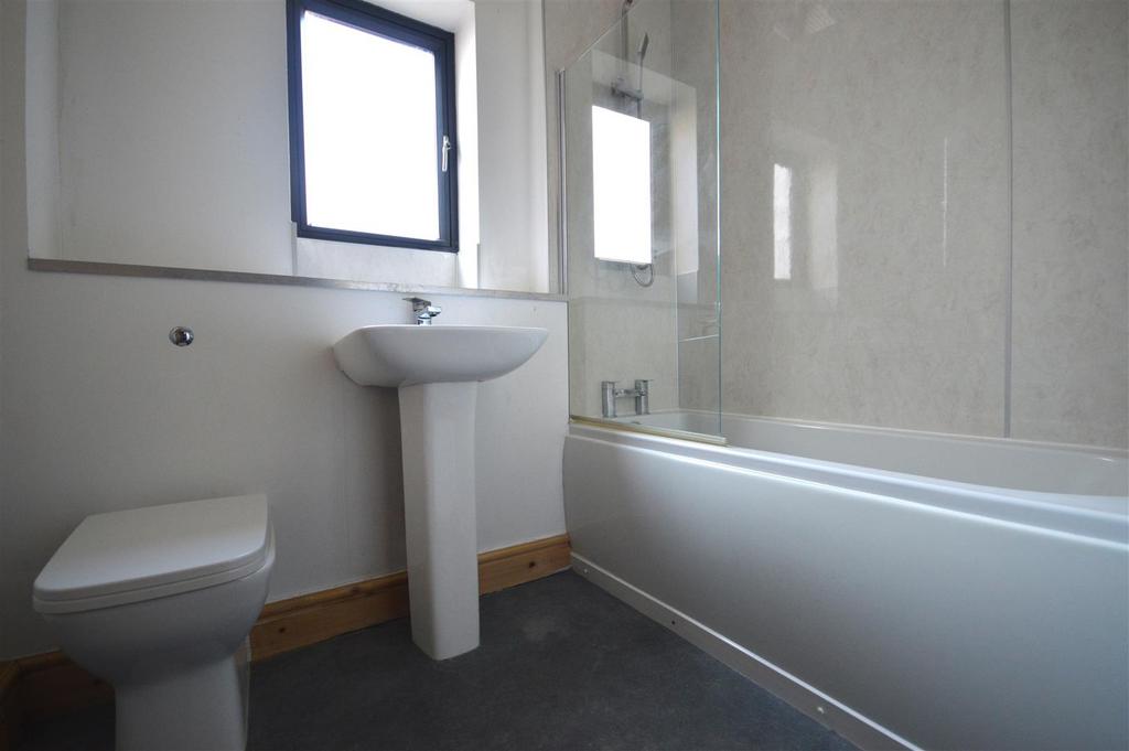 Bathroom.JPG