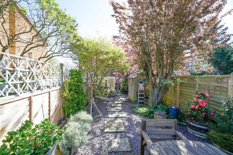 14 Waterloo Road, Leighton Buzzard, LU7 2NS