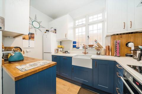 2 bedroom flat for sale, Hornsey Lane Gardens, London N6