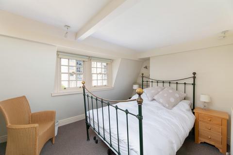 undefined, Walcot Parade, Bath BA1