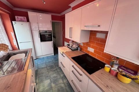 Flaxland Avenue, Cardiff, CF14