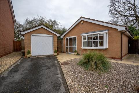 2 bedroom bungalow for sale, Oldhouse Farm Close, Hall Green, Birmingham, B28