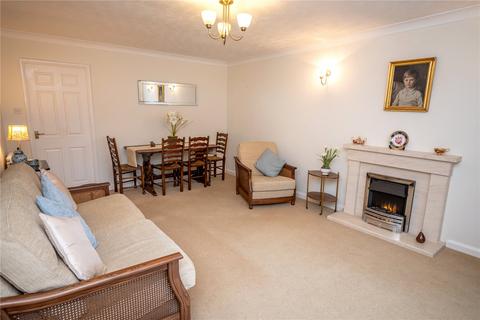 2 bedroom bungalow for sale, Oldhouse Farm Close, Hall Green, Birmingham, B28