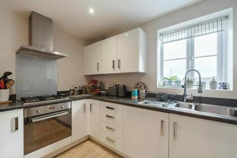 40 Carson Grove, Morley, Leeds, LS27 0GE