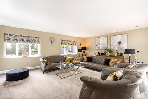 5 bedroom detached house for sale, Chantry Close, Great Billing, Northampton, Northamptonshire, NN3
