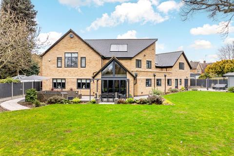 5 bedroom detached house for sale, Chantry Close, Great Billing, Northampton, Northamptonshire, NN3